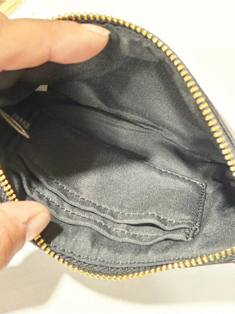 COACH Brown Black CORNER ZIP WRISTLET Leather Wallet
